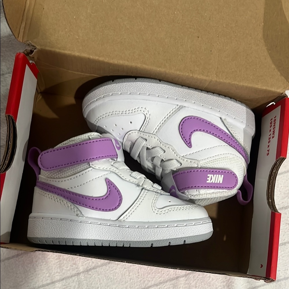 Nike White and Purple Baby Sneakers